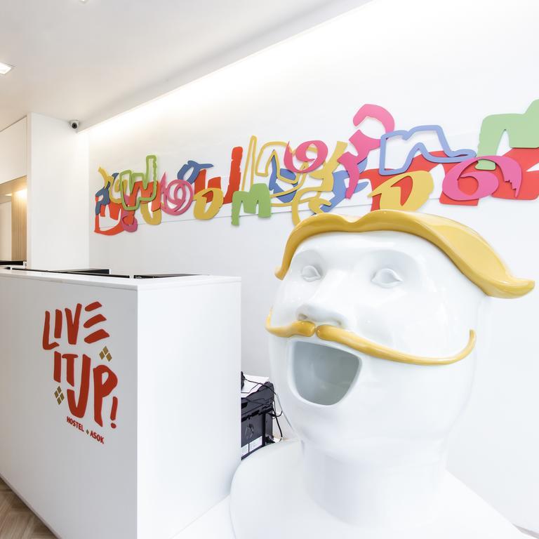 Liveitup Asok By D Varee กรุงเทพมหานคร ภายนอก รูปภาพ