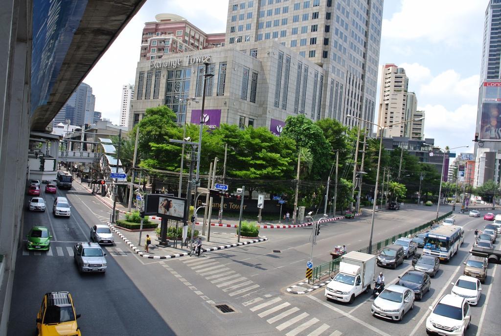 Liveitup Asok By D Varee กรุงเทพมหานคร ภายนอก รูปภาพ
