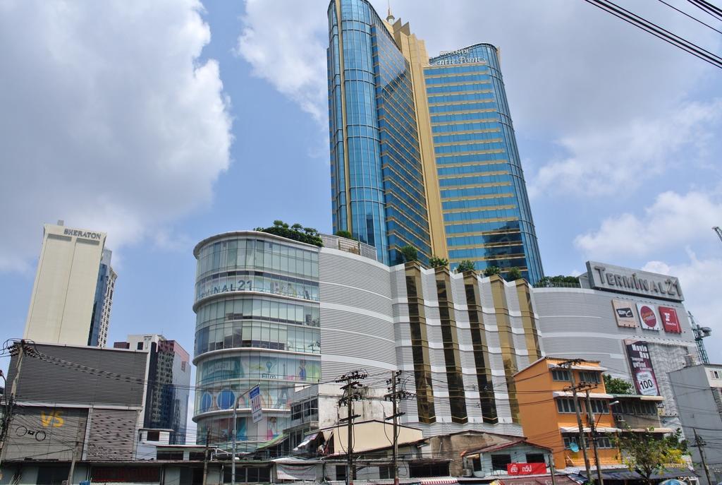 Liveitup Asok By D Varee กรุงเทพมหานคร ภายนอก รูปภาพ
